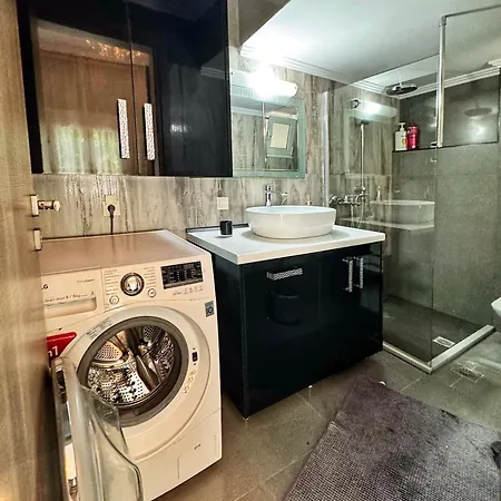 Lia Cozy Apartment *